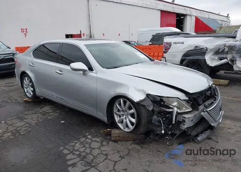 2007 Lexus Ls 460 L z USA, uszkodzony, nr VIN JTHGL46FX75007638
